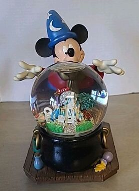 Walt Disney World Mickey Fantasia Sorcerers Apprentice Musical  Snowglobe 9.5"